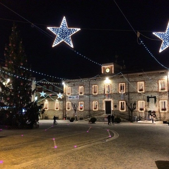 A Numana (AN) brillano le stelle in piazza © the0riginalgm su Instagram