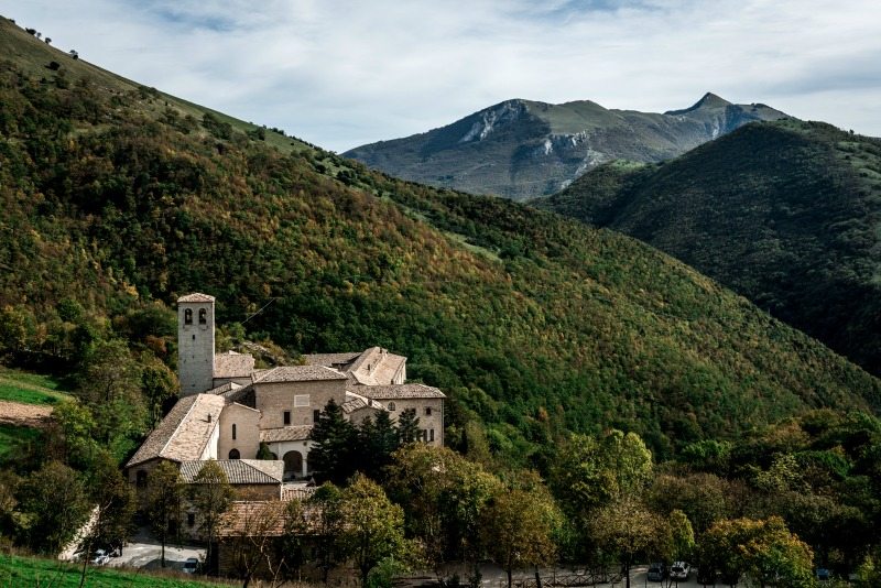 Monastero di Fonte Avellana. Foto Turismo Marche