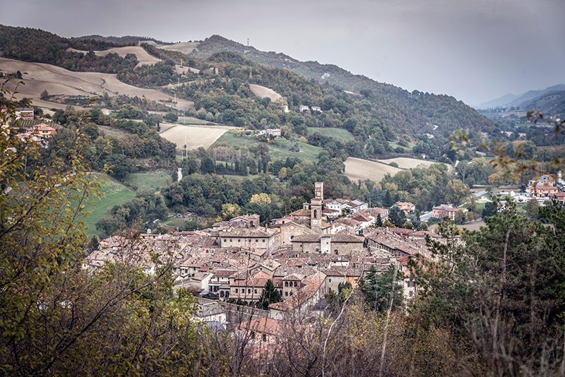 Mercatello sul Metauro foto di Roberto Mezzano - I Santi più importanti delle Marche 