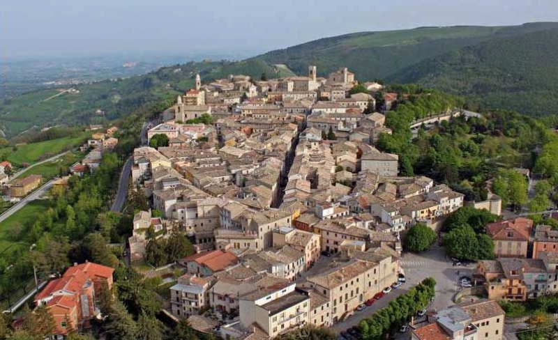 Veduta panoramica di Cingoli 